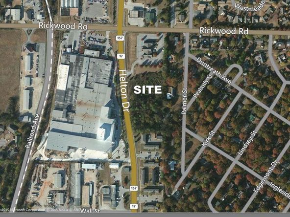 Centrally Located Building Site: Helton Dr, Florence, AL 35630
